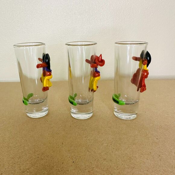Set of Three "Cheeky" Bootie Tall Shot Glasses Sn. Miguel de Allende - Picture 4 of 5